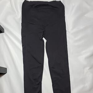Time and Tru Maternity Black Leggings Pockets Size L (12-14)